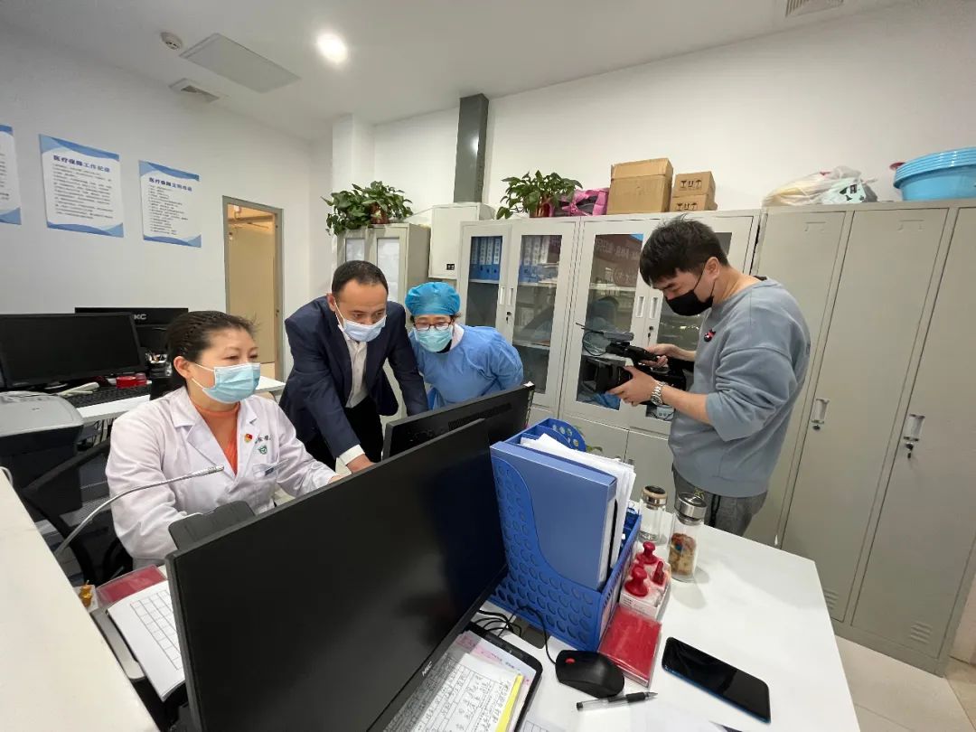 4月服务提升月&middot;暖心医保服务站丨西安电视台对陕西冶金医院&ldquo;医疗保障服务站&rdquo;服务模式深度采访