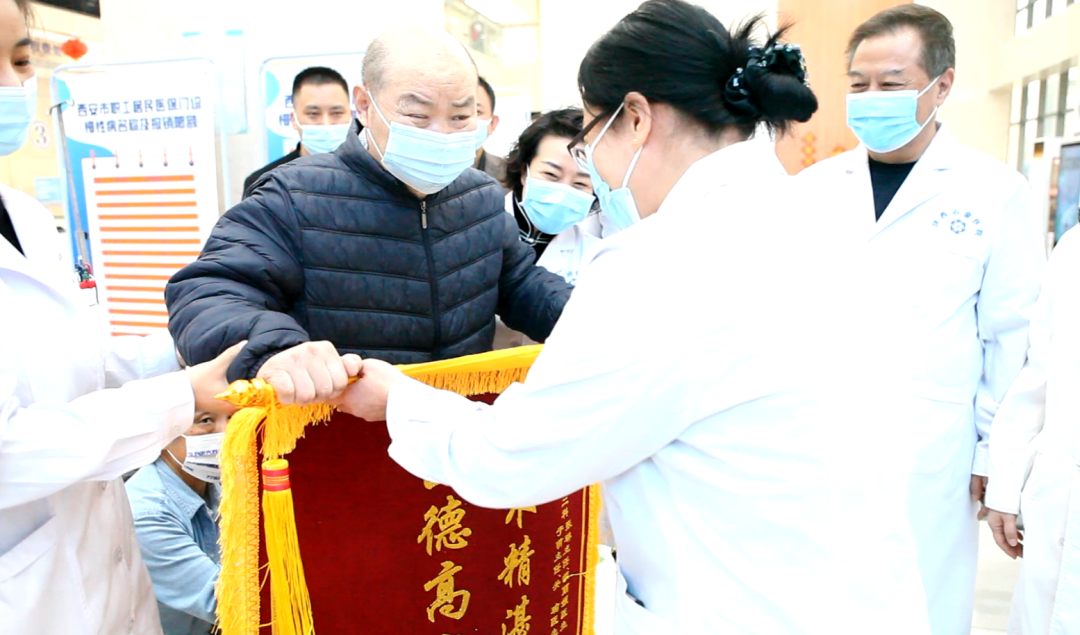 媒体专版报道：陕西冶金医院内二科&ldquo;奇迹&rdquo;的背后受到媒体关注与报道！